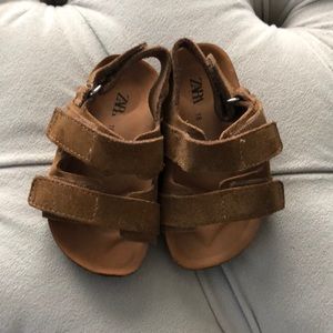 Zara baby sandals US size 3, EU size 18